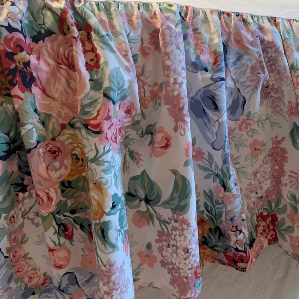 Vintage Ralph Lauren Floral bed skirt